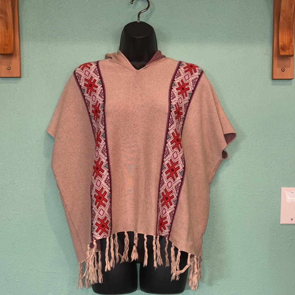 Billabong hooded poncho. Size s/m